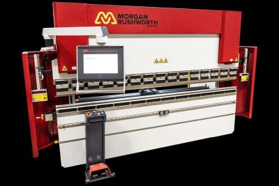 دستگاه CNC خم برای ایجاد خم های دقیق در تولید تجهیزات فلزی